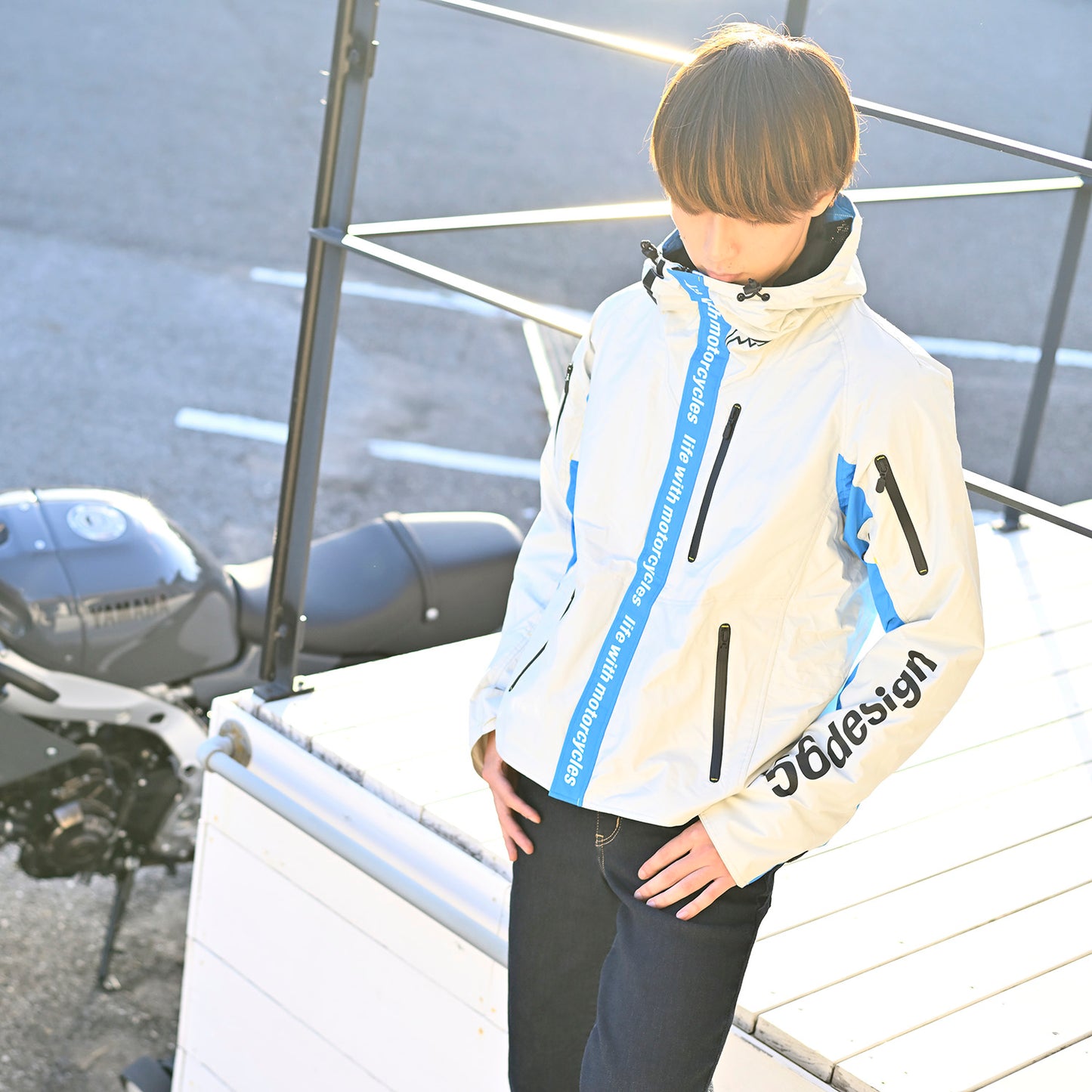 AXIS JACKET
