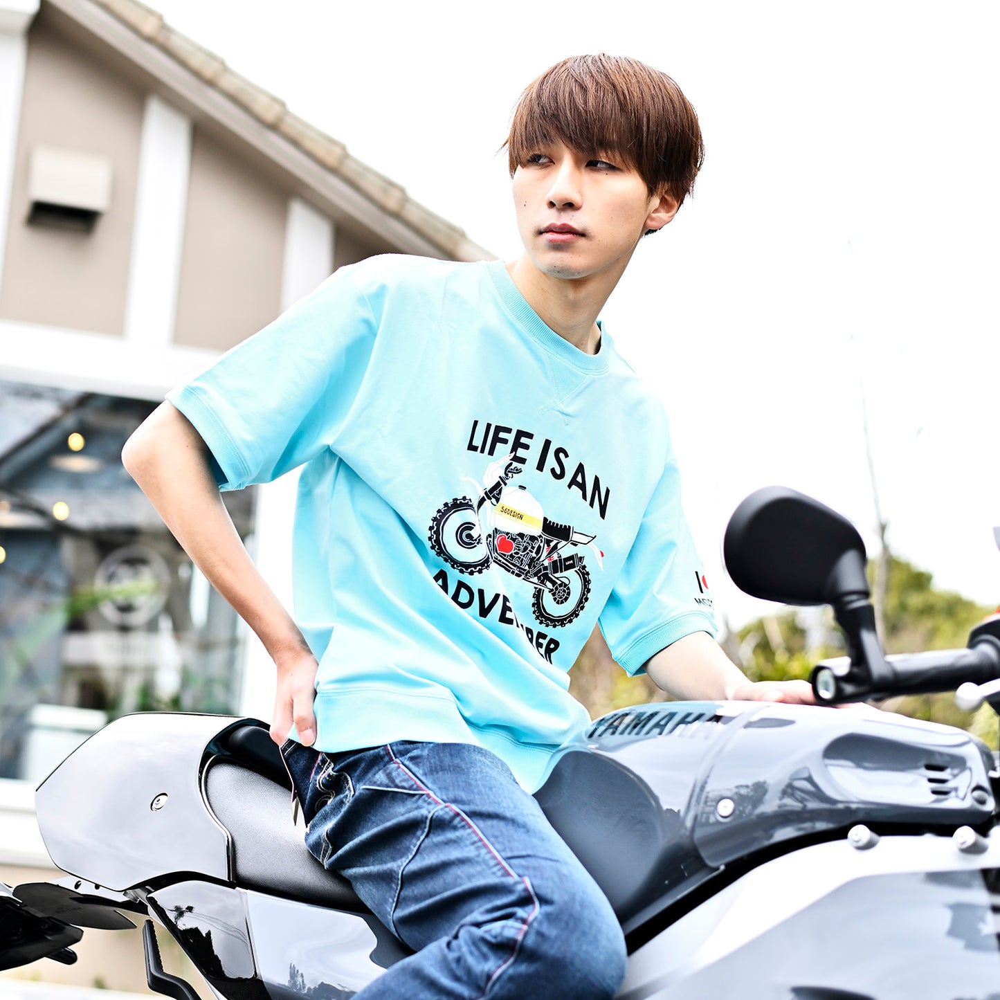 ADVENTURER Tee