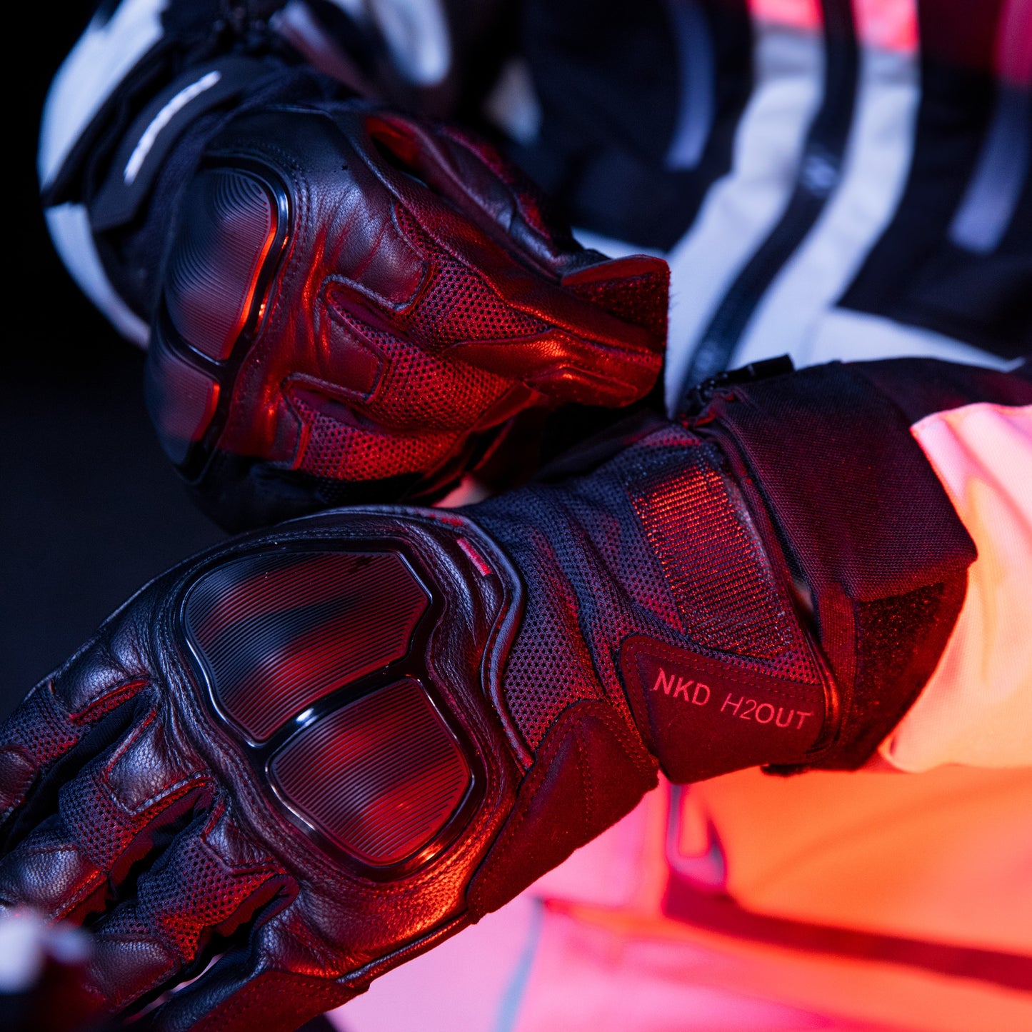 NKD H2OUT GLOVES<br><font size="2">(防水・レザー・オールシーズン)</font>