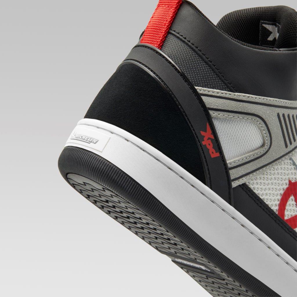 MOTO-1 SNEAKERS <span style="color: #ff00ff;">LADY</span><br><font size="2">(メッシュ・ストリート & ライディング)</font>