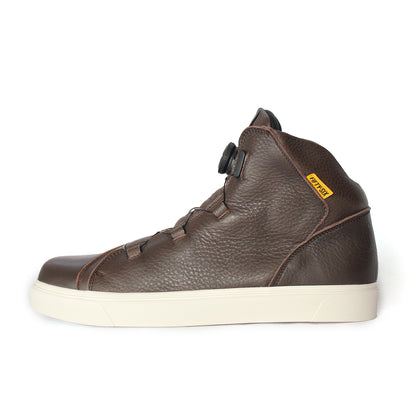 FIFTY-SIX LEATHER RIDING SHOES