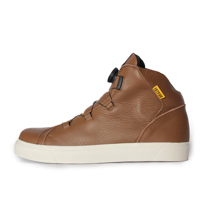 FIFTY-SIX LEATHER RIDING SHOES