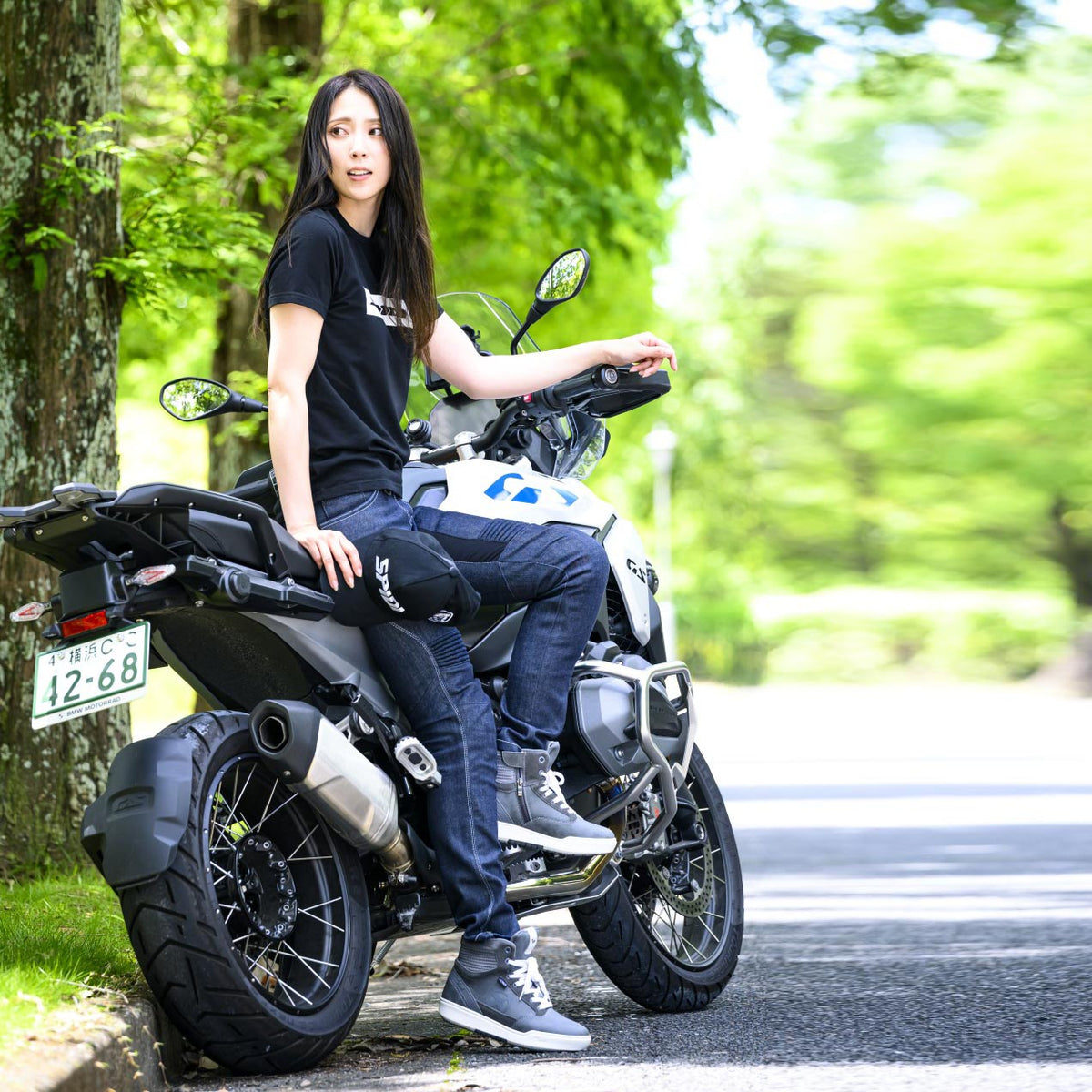 MOTO WAY H2OUT<br><font size="2">（防水・レザースニーカー）</font>